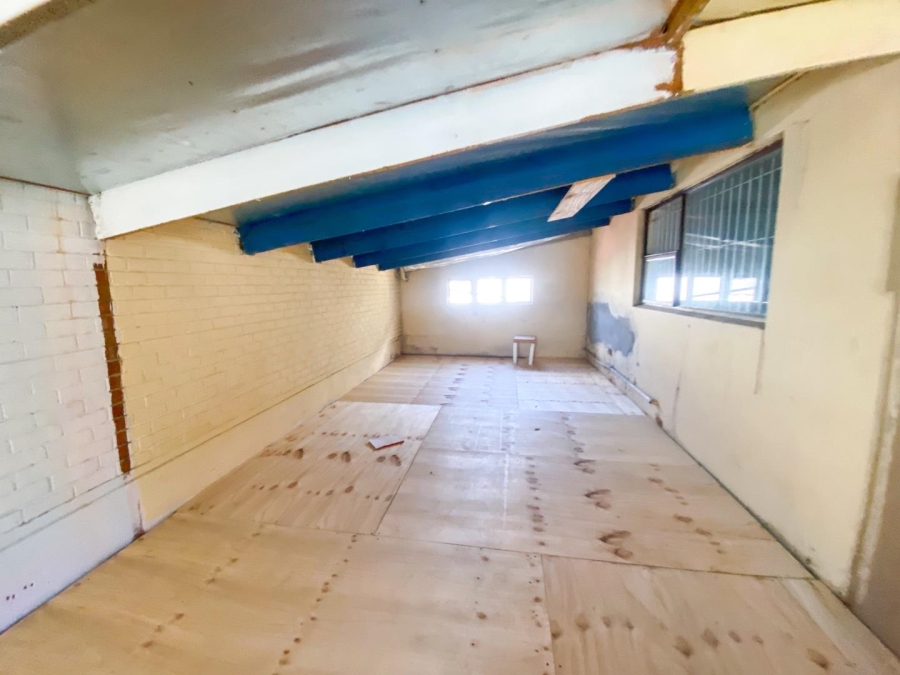 To Let commercial Property for Rent in Salt River Western Cape